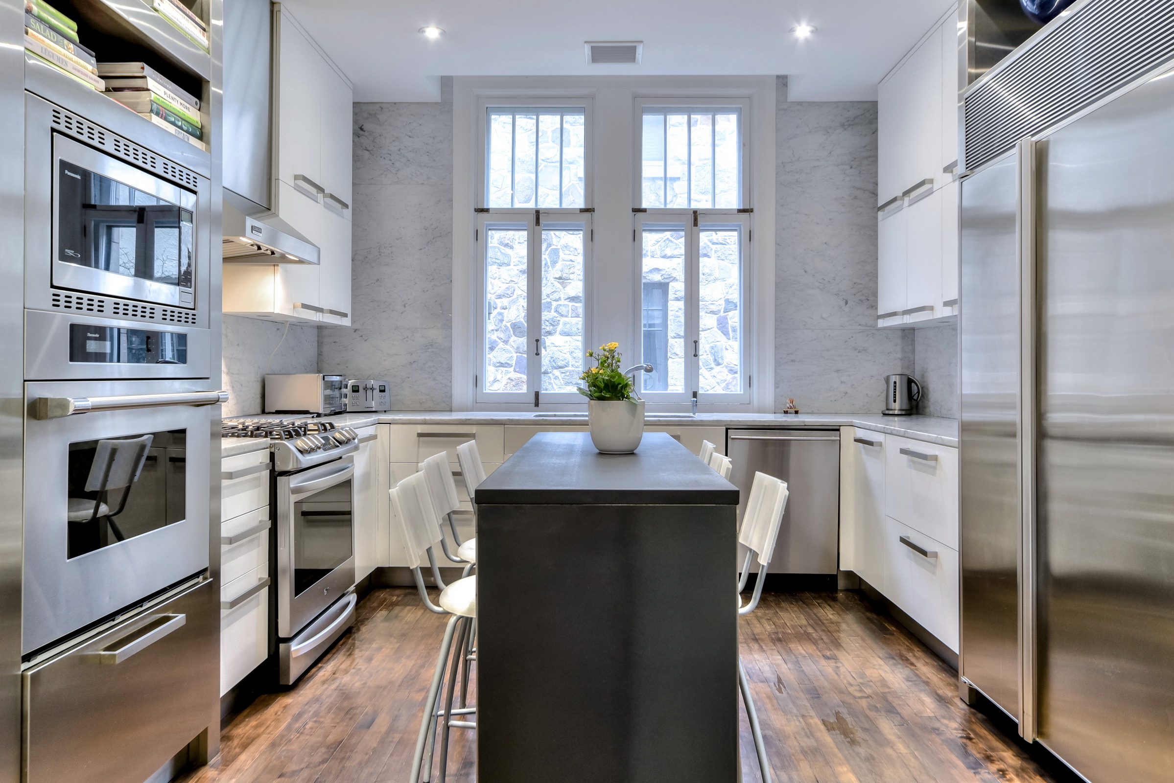 Duque Simms - Montreal Real Estate Agency | Westmount
