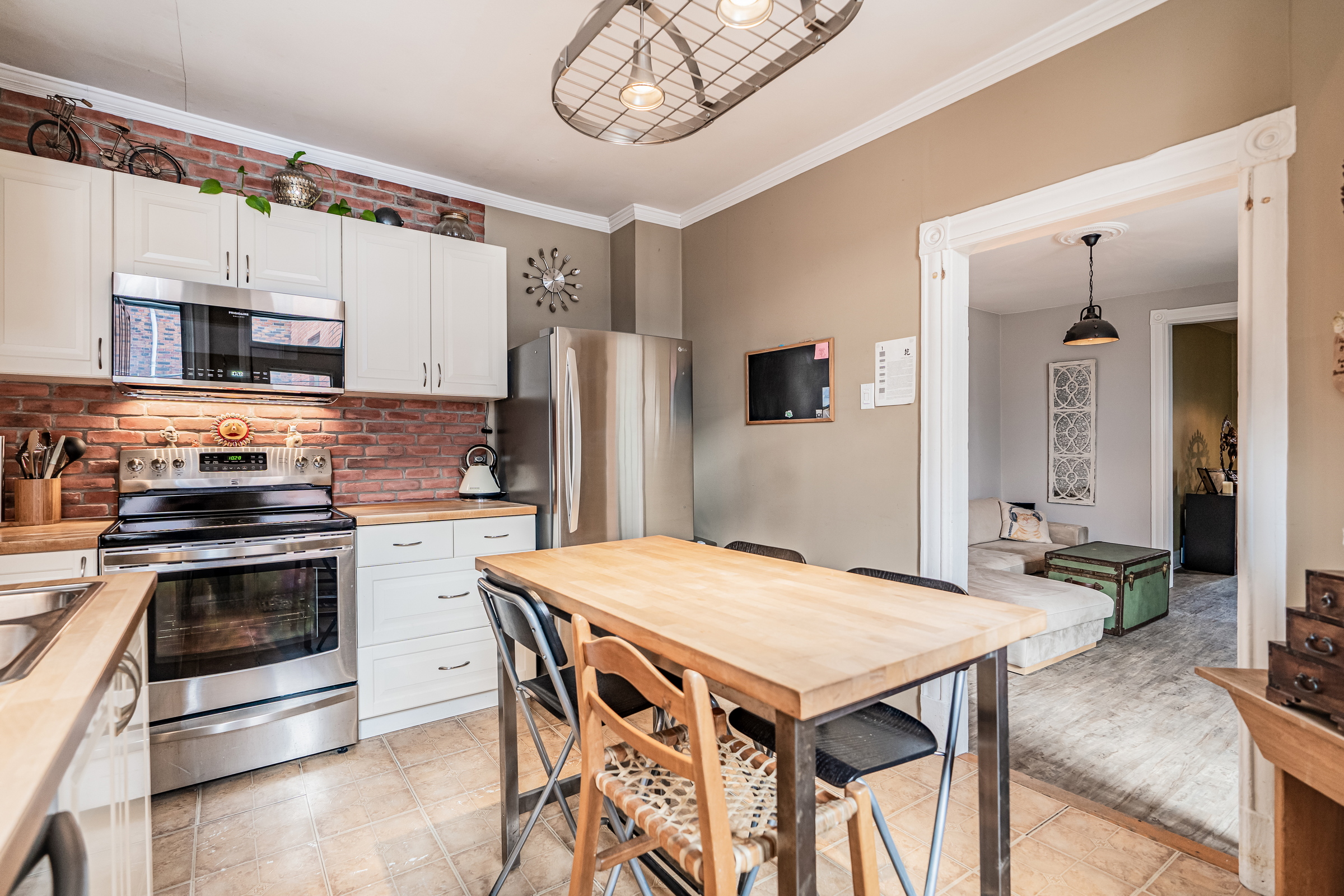 Duque Simms - Montreal Real Estate Agency | Villeray
